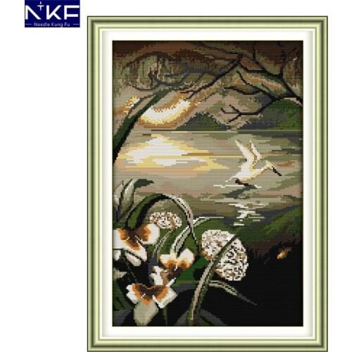 NKF Moonlight Over The Lotus Pond Cross Stitch Pattern 14CT 11CT Needlework Embroidery Counted Cross Stitch Kits for Home Decor