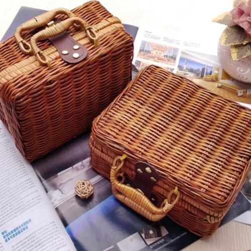 Rattan Outdoor Picnic Basket Storage Suitcase Country Style Hamper with Handle Food Fruit Storage Box