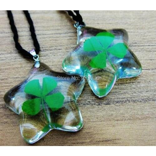 Free Shipping $46 50pcs Lovely ice fine five star shaped real green four leaf clover lucky St. Patricks Day pendant