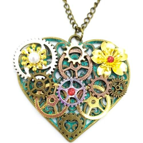 Cykopv 2019 New Development Pretty Metal Flowers and Varied Gears Overlying Women`s Heart Pendant Vintage Steampunk Necklace
