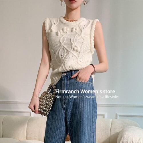 Firmranch 2021 O-Collar With Laciness Pullover Sleeveless Vest Off-White Vintage Embossment Twist Floral Knitting Waistcoat