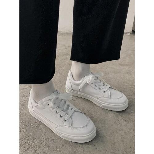 Female 2021 spring and autumn Korean student network celebrities with the same style flat bottom casual sports comfort0