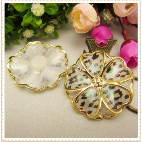 DT6108 New Arrival, Hot 10pcs flower resin buttons handmade diy accessories, garment accessories, DIY accessories materials