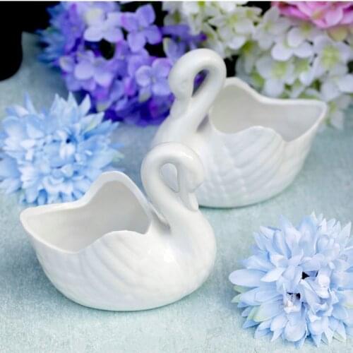 HLPKC Decorative White Candlesticks