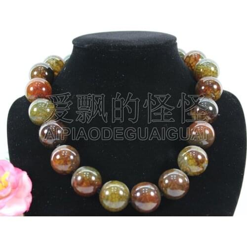 GuaiGuai Jewelry 18'' Green 18mm Agate Necklace For Women