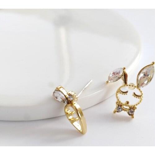 Wholesale S925 Silvery Needle Creative Asymmetric Ear Stud Cute Cartoon Rabbit Carrot Crystal Small Earrings Female Wholesale