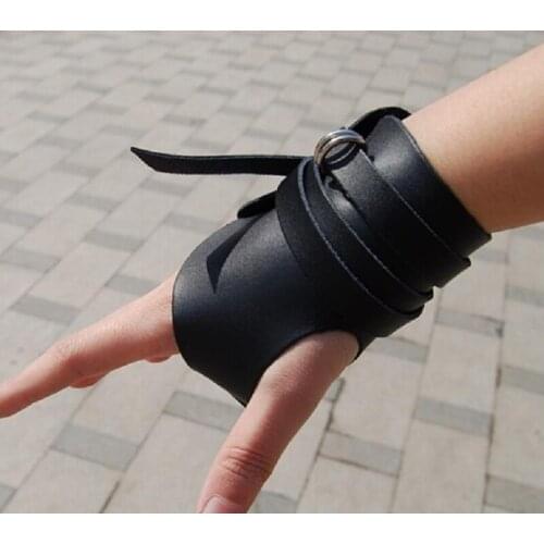 Gram Trend Leather Gloves Half Finger Stage Hip Hop Punk Style Dancing Gloves