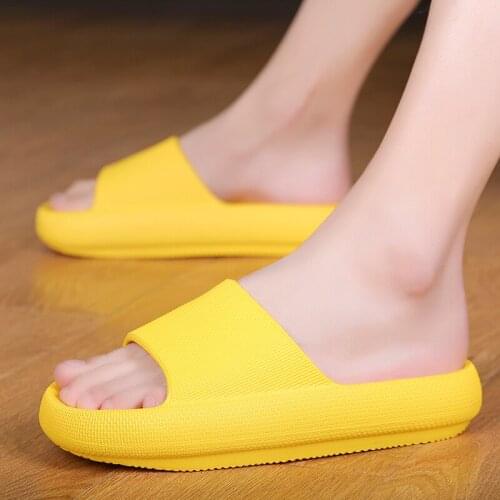 Summer Slippers Mens Shoes EVA Soft Outdoor Sports Shoes Thick Soled Slippers Womens Thick Soled Antiskid Beach Sandals Indoor