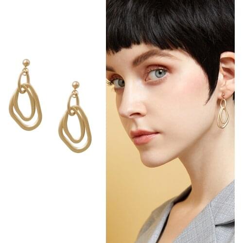 Minimalist Hollowed Out Round Disc Clip Earrings for Women Geometric Metal Irregular Shape Slice Clip on Earring No Pierced Ears