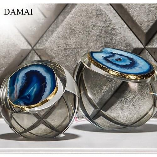 Natural Agate Crystal Ball Figurine Creativity Desktop Decorative Crafts Office Desk Decor Ornaments Home Living Room Decoration