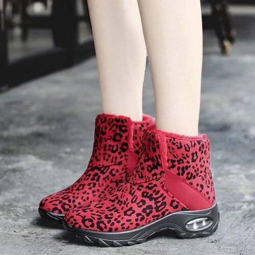 Leopard Winter Warm Shoes Women Ankle Snow Boots Platform 2021 Velvet Fur Padded Ankle Shoes Female High Top Sneakers