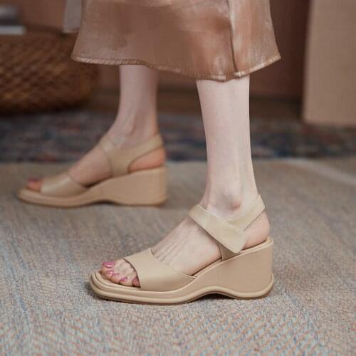 2021 Elegant Metal Buckle Sandals for Girls Genuine Leather Platforms High Heels Sandals Summer Party Basic Shoes Woman Heels