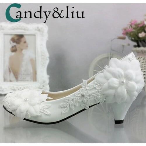 Wedding Shoes Flower Pearl White Bridesmaid Dresses Shoe Round Head Single Shoes Wedding Photo Shoes