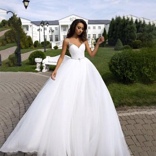 New Ball Gown Spaghetti Straps Beaded Appliques Open Back Tulle Beach Bohemian Bridal Gown