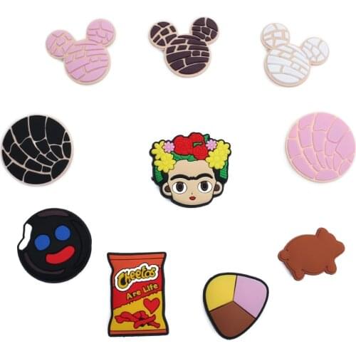 Single Sale 1pc PVC Cute Cookie Shoe Charms,Shoe Buckles Accessories Fit Bands Bracelets Croc JIBZ,Kids Party X-mas Gift