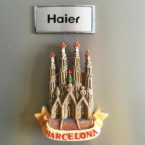 QIQIPP Spain Barcelona Sagrada Familia Cathedral Tourism Commemorative Decoration Refrigerator Featured Travel