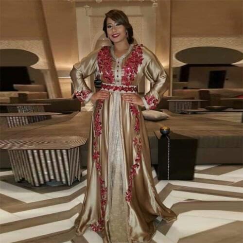 Champagne Moroccan Caftan Evening Dresses 3D Flower Appliques Long Sleeves Muslim Prom Dresses Kaftan Arabic Party Dress Custom