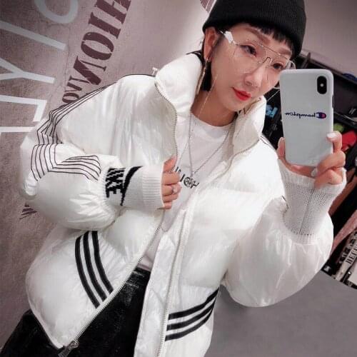 Winter 2018 new womens short fashion down jacket thickened with black and white short style pilot thickened down jacket 90132