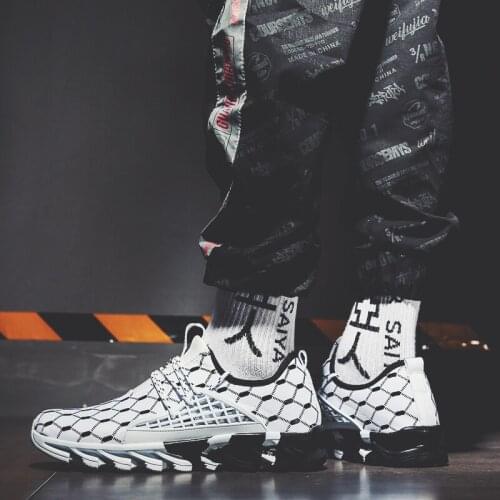 2021 men Fashion Sneakers Mesh Casual Running Shoes Lightweight Sports Tennis Shoes