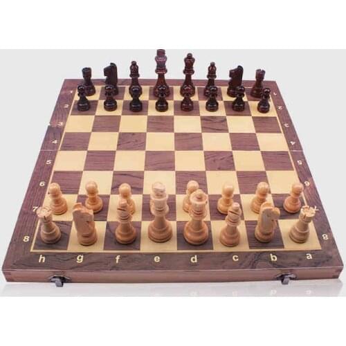 Upscale 4 Queens Magnetic International Chess Game Wooden Chess Set Wooden Chess Pieces Foldable Wooden Chessboard Gift Toy
