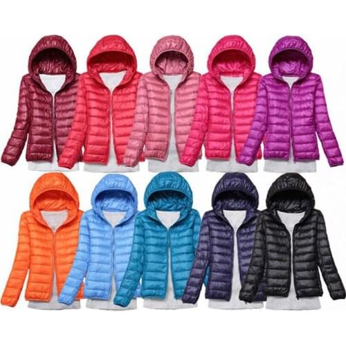 2021 90% Ultralight Thin Women Down Jacket Autumn Winter Hooded Short White Duck Down Coat Warm Parkas Women Outerwear