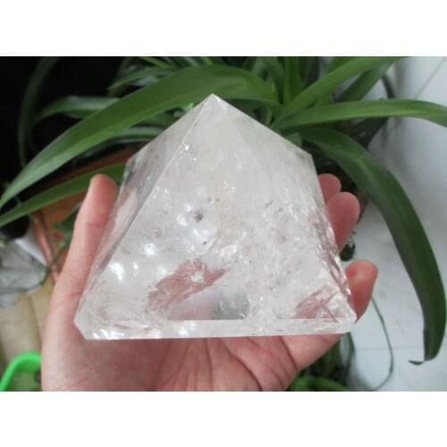 NATURAL PRETTY TRANSPARENT QUARTZ CRYSTAL PYRAMID 936g
