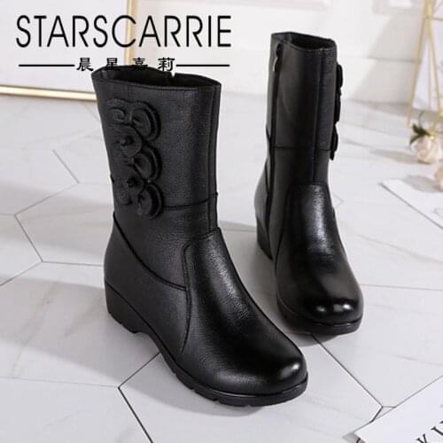 2021 winter new leather and velvet mid-tube womens boots cotton shoes non-slip middle-aged and elderly cotton boots