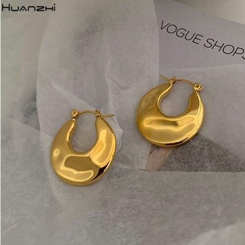 HUANZHI 2020 New Classic Metal Geometric Hook Shaped Flat Circular Fold Hollow Cross Point Pearl Hoop Earrings for Women Jewelry