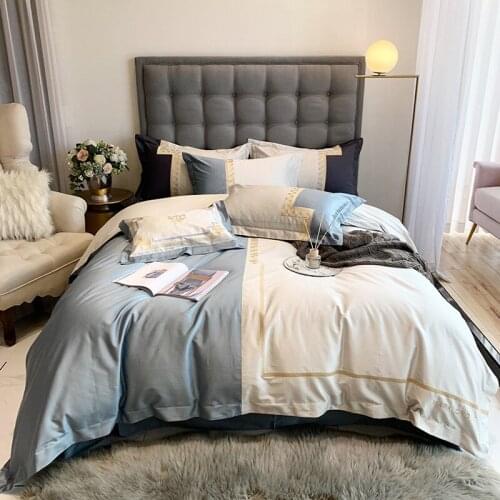 Bedding Set Long-staple Cotton Duvet Cover 4-piece Set Light Luxury Stitching Pure Color Bedding Pure Cotton Simple Nordic Style