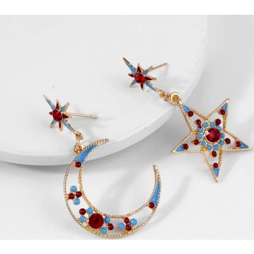 2020 Original New Star and Moon Earrings European and American Asymmetric Zircon Earrings Five-pointed Star and Moon Earrings
