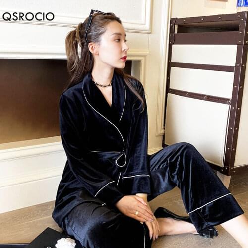 QSROCIO New Womens Pajamas Cool Fashion Velvet Sleepwear Leisure Female Homewear Casual Home Suit Pyjamas Pour Femme Outer Wear
