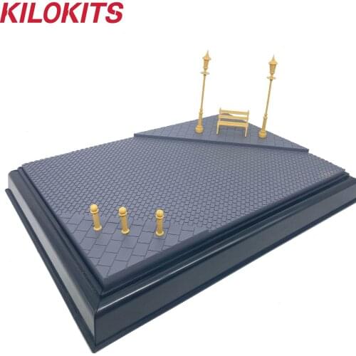 1/35 Scale Plastic Street Diorama set with Chair Lampes Columns DIY Model Building Kits