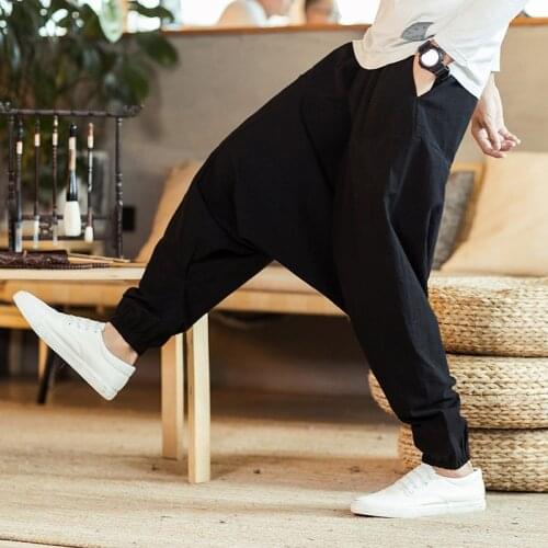Japanese Harajuku Style Wide Leg Harem Pants Men Chinese Homme Loose Trousers Samurai Bottoms Asian Clothes Kimono Pants 10660