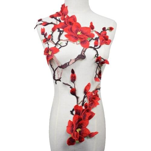 Plum Blossom Flower Applique Clothing Embroidery Patch Fabric Sew On Patch Craft Sewing Repair Embroidered