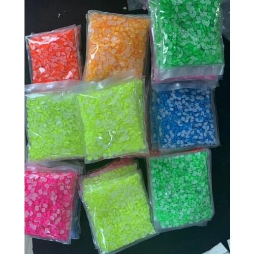 500Pcs Fluorescent Nail Rinestone Flat Glass 3D Rhinestone Glass DIY Charm For Nail Art Decoration
