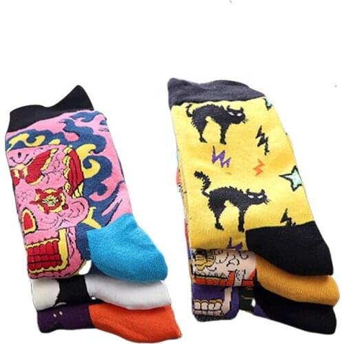 Cheap Fashion European Street Skateboard Cotton Socks Men and Women Casual Crew Socks