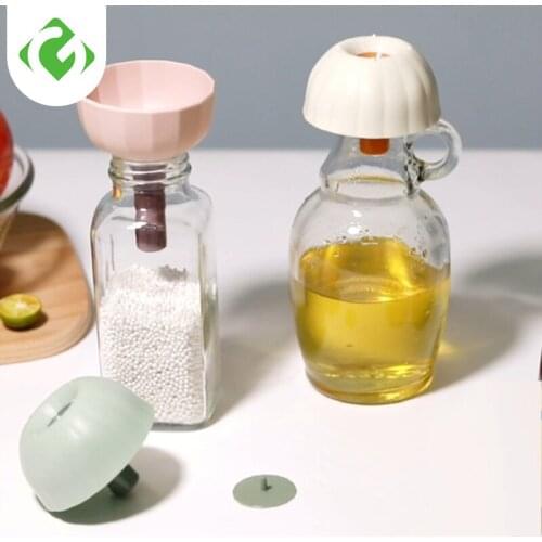 1Pcs Silicone Collapsible Foldable Funnel Household Kitchen Cooking Tools Portable Wine Mini Portable Oil Pot Funnel GUANYAO