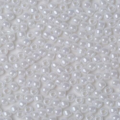 Toho Round Seed Beads Opaque Lustered White 121 2.0MM 11/0 3grams/lot more than 20 colors