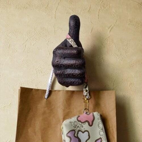 Vidric wall decoration resin Bionic wall hanging gesture hand classic pose statue home/hotel/bar decor brown resin Clothes hooks