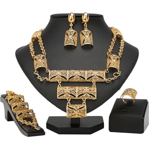 Longqu Dubai Gold designer Jewelry Set Nigeria Women accessories Bridal jewelry set Fashion African Beads Jewelry Set Wholesale