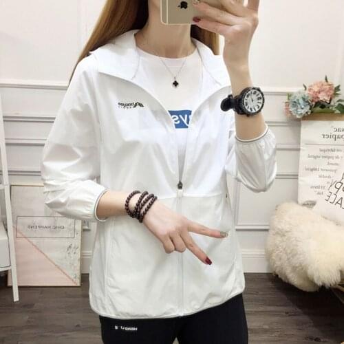 Outdoor new sports sunscreen clothing womens breathable lightweight stretch soft shell skin clothing sunscreen clothing