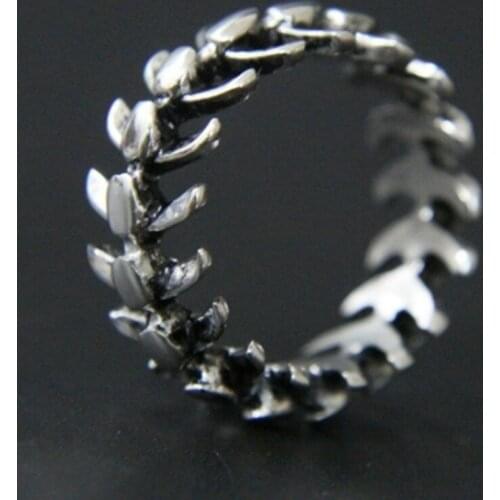 Retro Dragon Bone Simple Fishbone Ring Mens and Womens Ring Birthday Gift Party Fashion Pop Creative Rock Hip Hop Jewelry