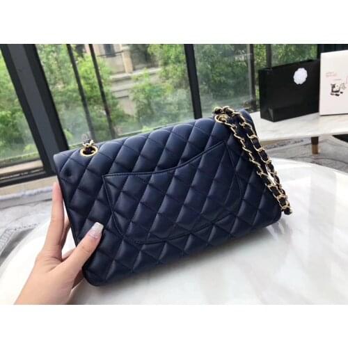 High Quality Luxury designer brand shoulder bag diagonal bag chain bag 100% genuine leather Size: 20cm