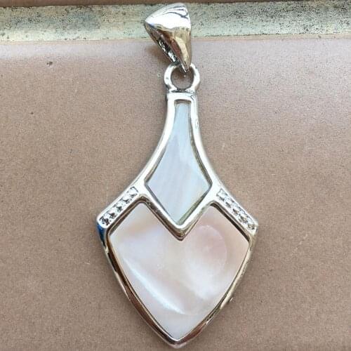 Free Shipping Women Fashion Jewelry 22x38mm Beautiful Pink Mother of pearl Abalone Shell Pendant Bead 1pcs C8547
