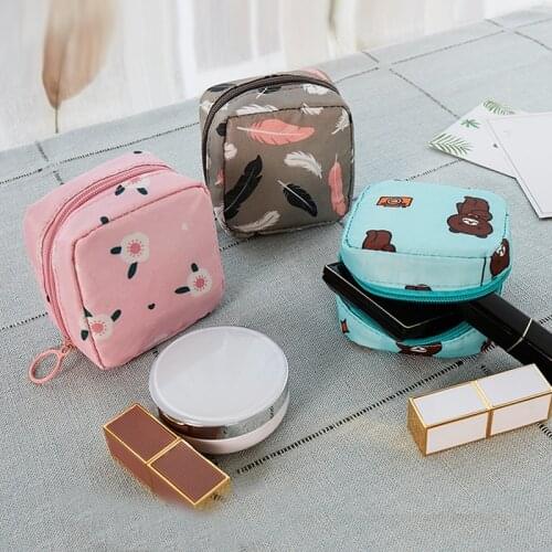 Cute Mini Women Cosmetic Bag Cactus Travel Toiletry Storage Bag Beauty Makeup Bags Cosmetics Organizer Zipper Make Up Case Pouch