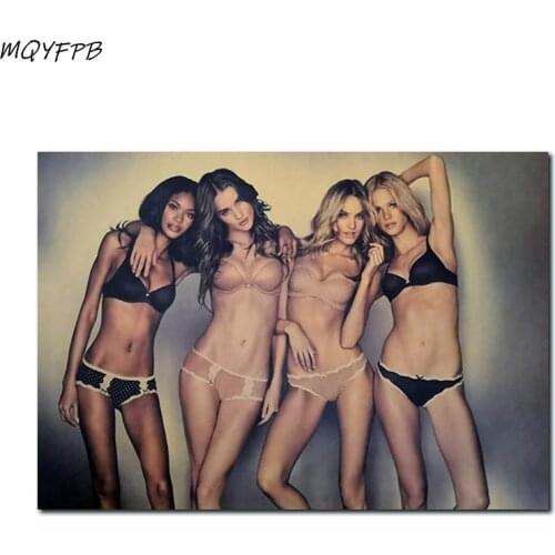 Beautiful supermodel Kraft Paper Poster Home Room Bedroom Wall Decoration Painting Core 50.5x35cm