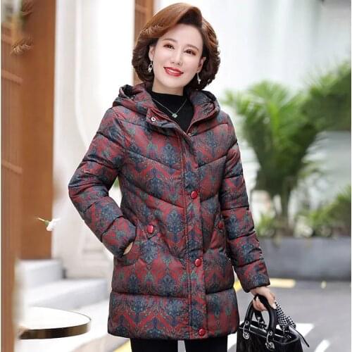 Middle-aged and Elderly Womens Cotton Coat New 2020 Winter Jackets Large Size Embroidery Fashion Women Padded Jacket Parkas 5XL