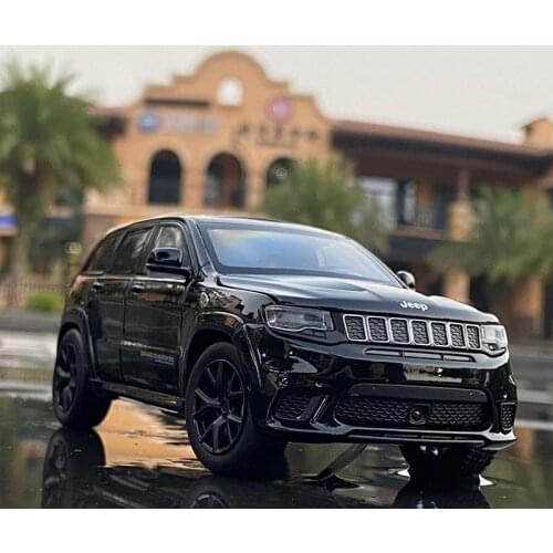 2021 New 1: 32 Alloy Car JEEP-SRT Grand Cherokee Classic Car Steering Shock Absorber Sound And Light Toy Car Boy Gifts Car model