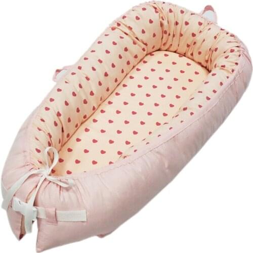 Portable Newborn Travel Bed Infant Lounge Bassinet Bumper Removable Washable Baby Nest Bedding Fence