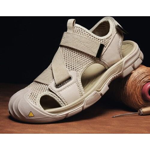 New Summer Sandals Leather Baotou Trendy Casual Beach Mens Shoes Mens Sneakers Sandalias Zapatillas Hombre Scarpe Uomo